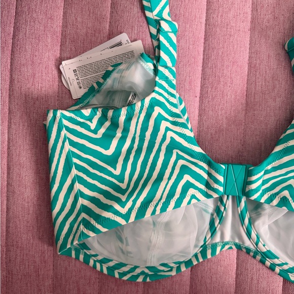 Elomi Fiji Falls Plunge Bikini Top Marine Teal and White Zebra Print Swim Top - Picture 5 of 6